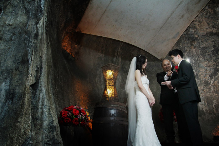 Photo by U Wang Photography. www.theweddingnotebook.com