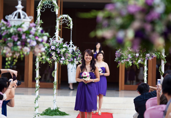 Royale Chulan Kuala Lumpur indoor garden wedding. Photo by Stories by Integricity. www.theweddingnotebook.com
