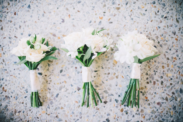 Photo Ben Yew Photography. Flowers by Blooming Beautiful. www.theweddingnotebook.com 