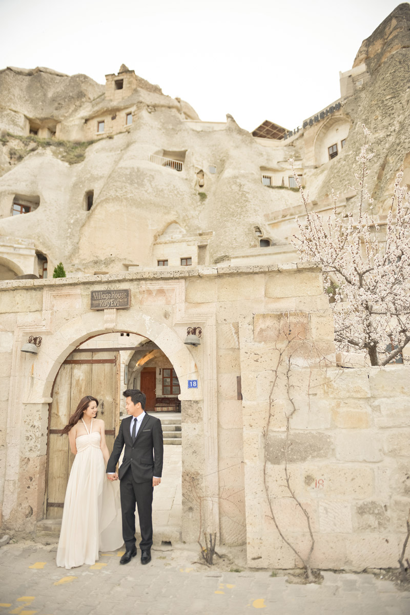 Cappadocia. Photo by Andrew Yep Photographie. www.theweddingnotebook.com