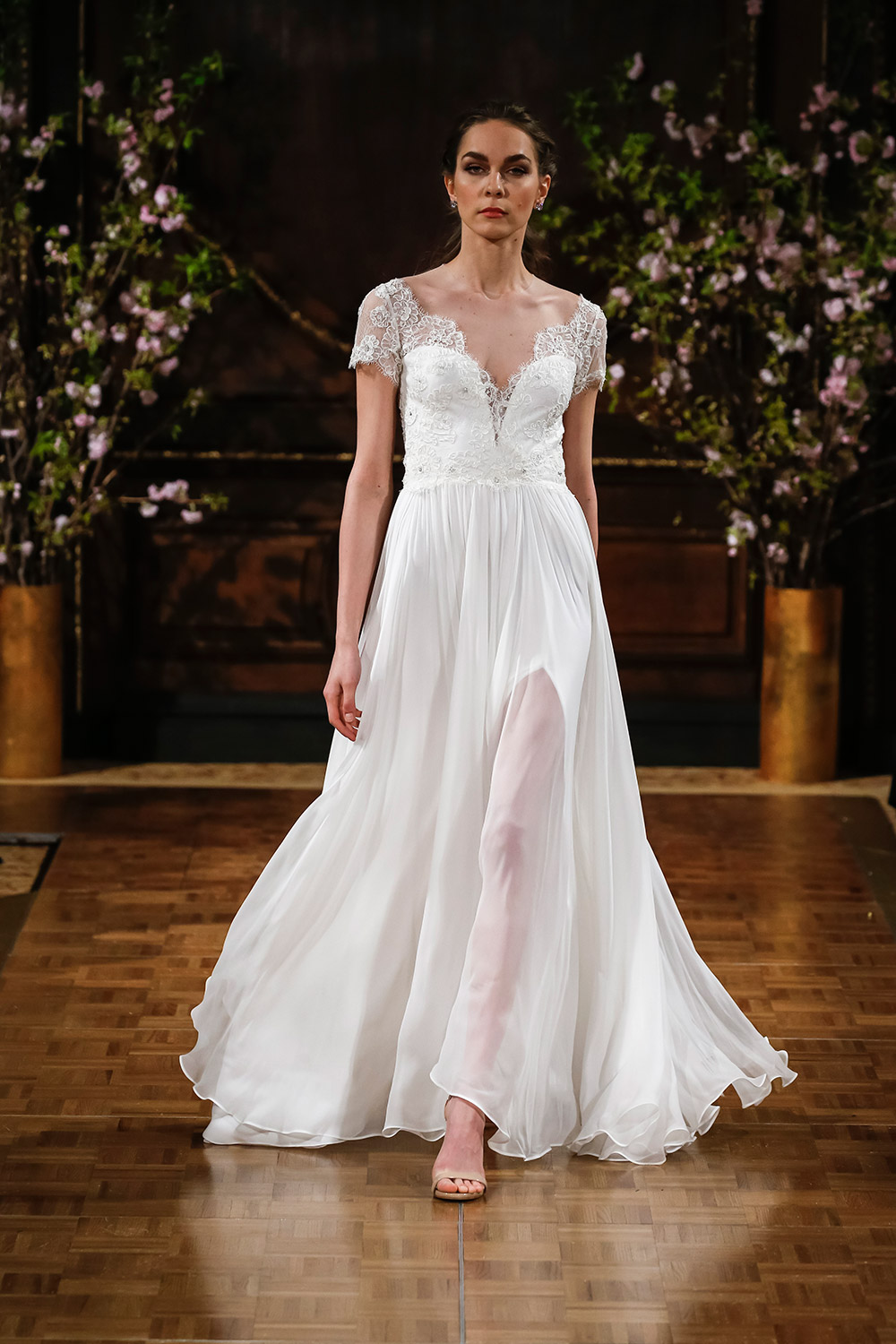 Kaitlyn - Isabelle Armstrong Spring 2017 Bridal Collection. www.theweddingnotebook.com 