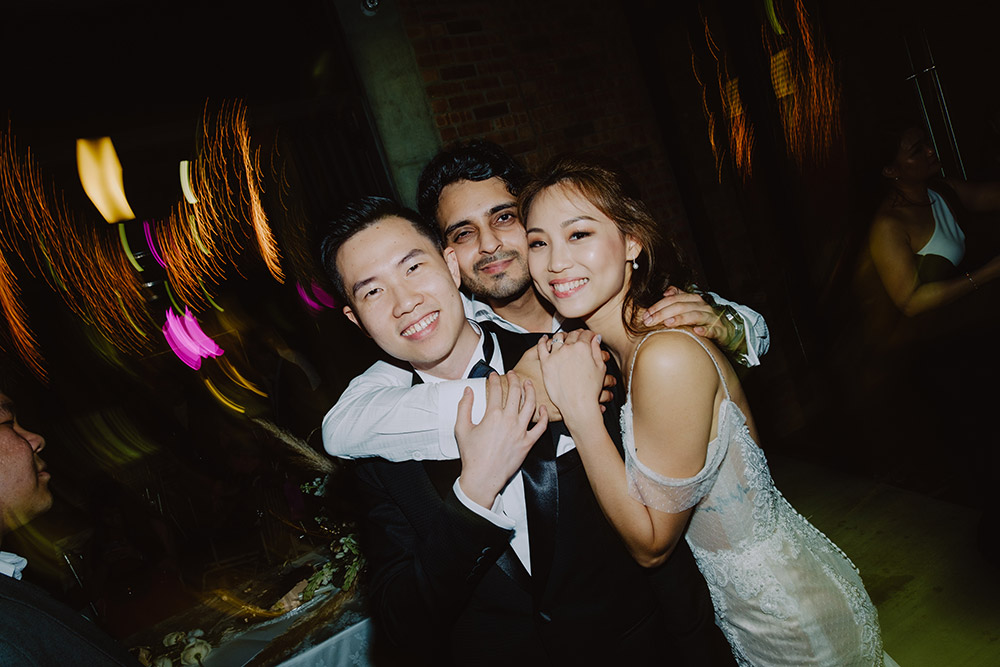 Chong Yee Photography. https://www.theweddingnotebook.com
